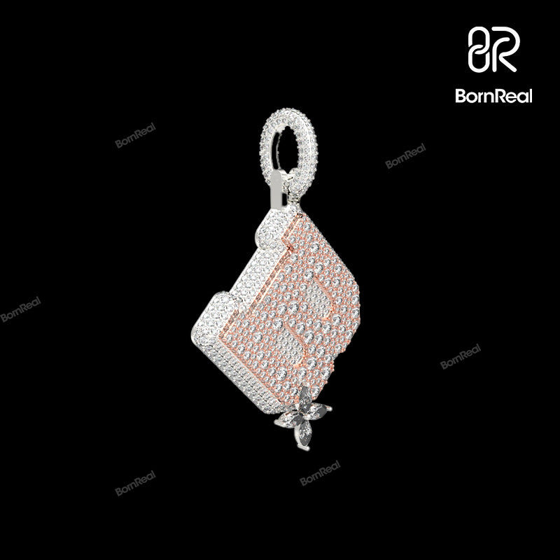 Colgante inicial personalizado de plata con letra R helada