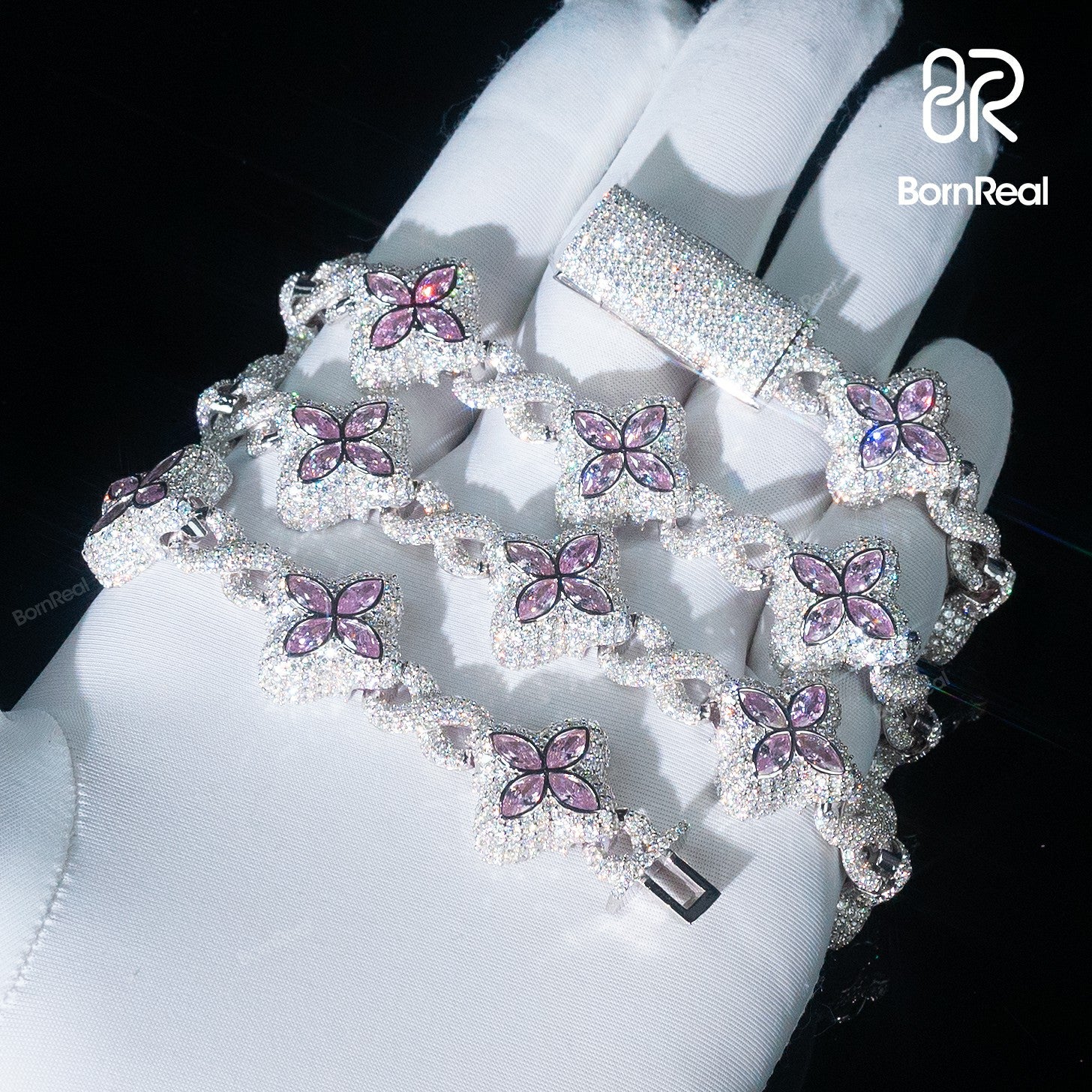 clover chain