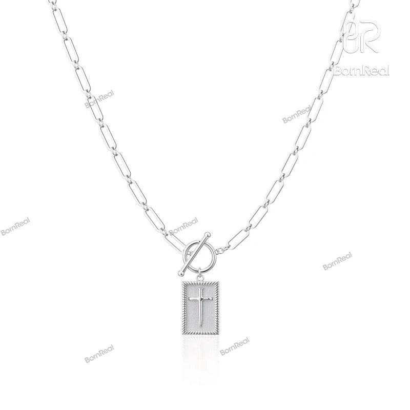 Colgante inicial personalizado de plata con letra R helada 