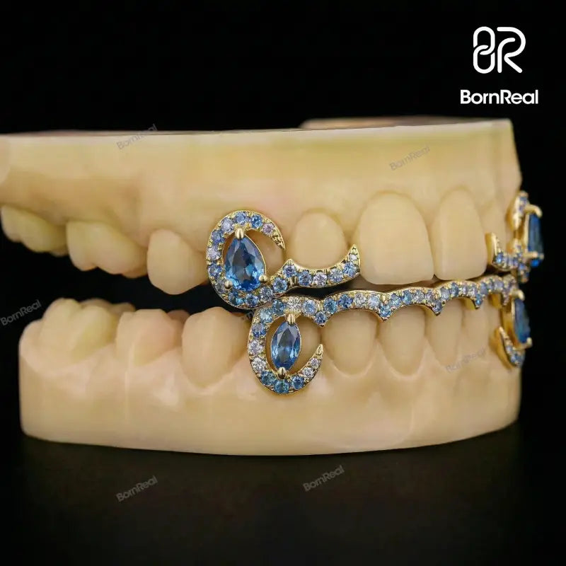 Custom Diamond Bar W Maruqise Cut on Fang Grillz