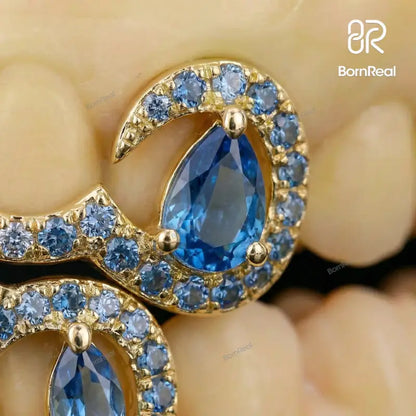 Custom Diamond Bar W Maruqise Cut on Fang Grillz