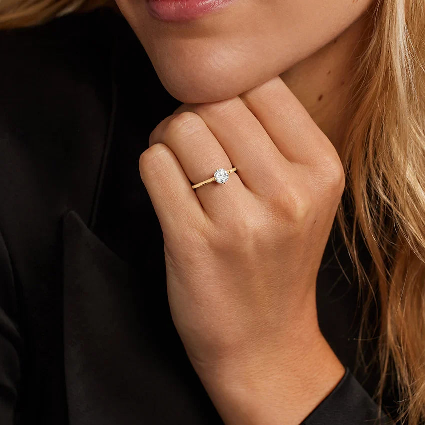 Bornreal Lab-Grown Diamond Asscher Diamond Solitaire Engagemengt Ring.