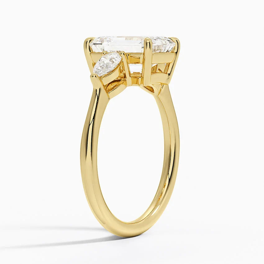 Bornreal Lab-Grown Diamond Three-Stone Ring Emerald Diamond Engagement Ring.