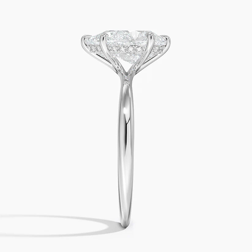 Bornreal Lab-Grown Diamond Pear Cut Halo Engagement Ring.