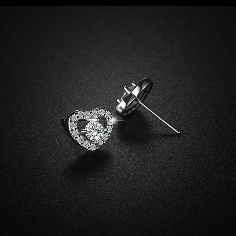 Moissanite Stud Earring Halo Heart