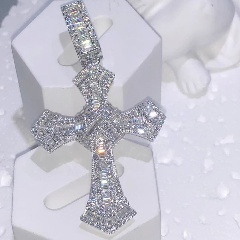 Pass Diamond Tester VVS 925 Moissanite Diamond Iced Out Christian Cross Pendant 1.5“