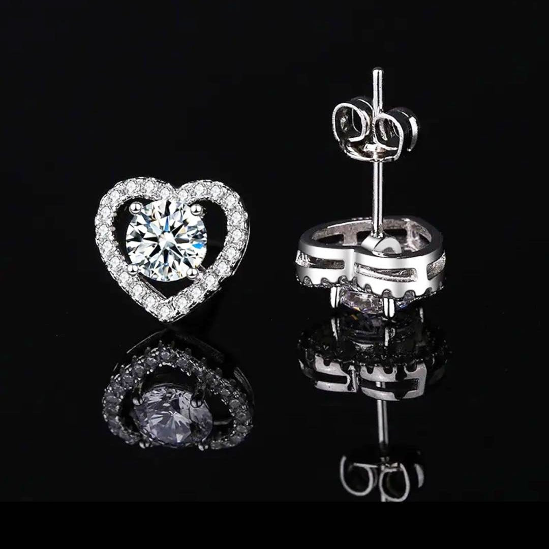 Moissanite Stud Earring Halo Heart Bornreal Jewelry - Bornreal Jewelry